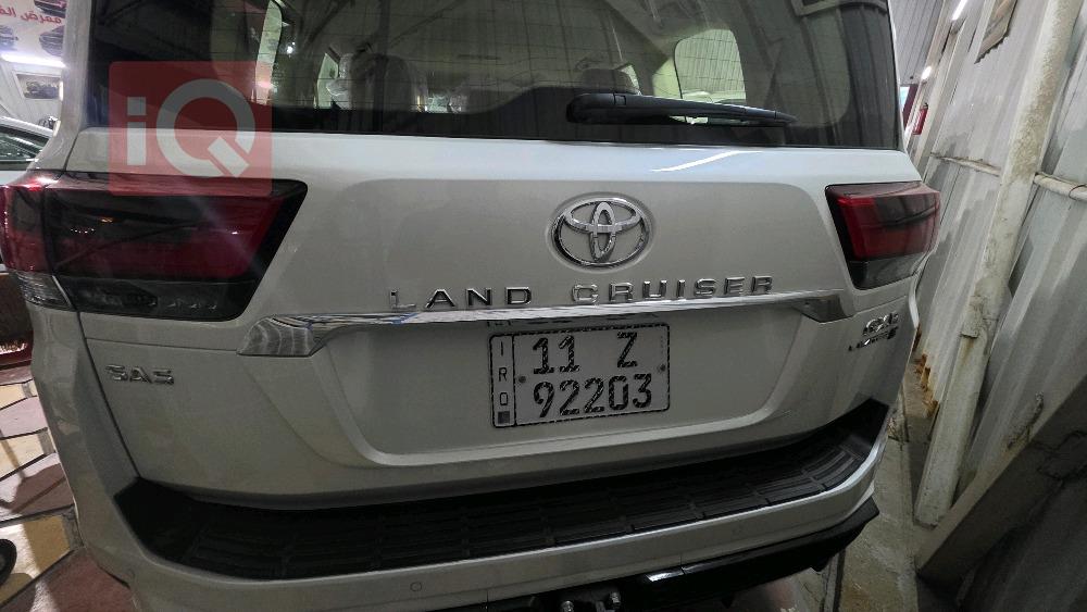 تويوتا لاندكروزر